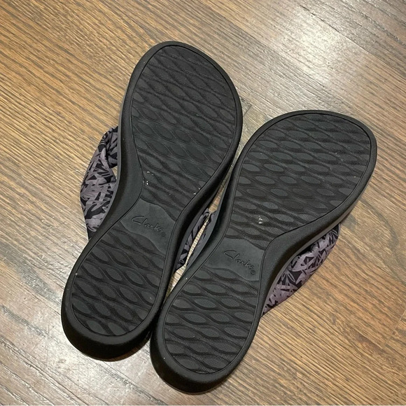 NWOT CLARKS ARLA GLISON WOMEN Sandals in Black Interest - Picture 10 of 11